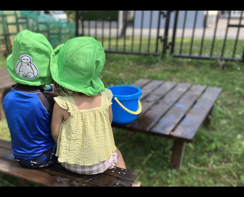 元気で明るい子どもたちと保育士たちの保育園です。