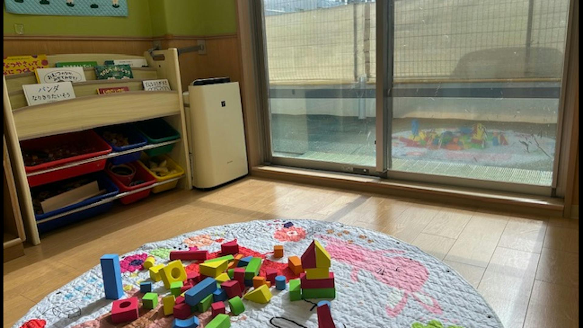 小規模で風通しよく、子どもたちと沢山接することが出来ます。