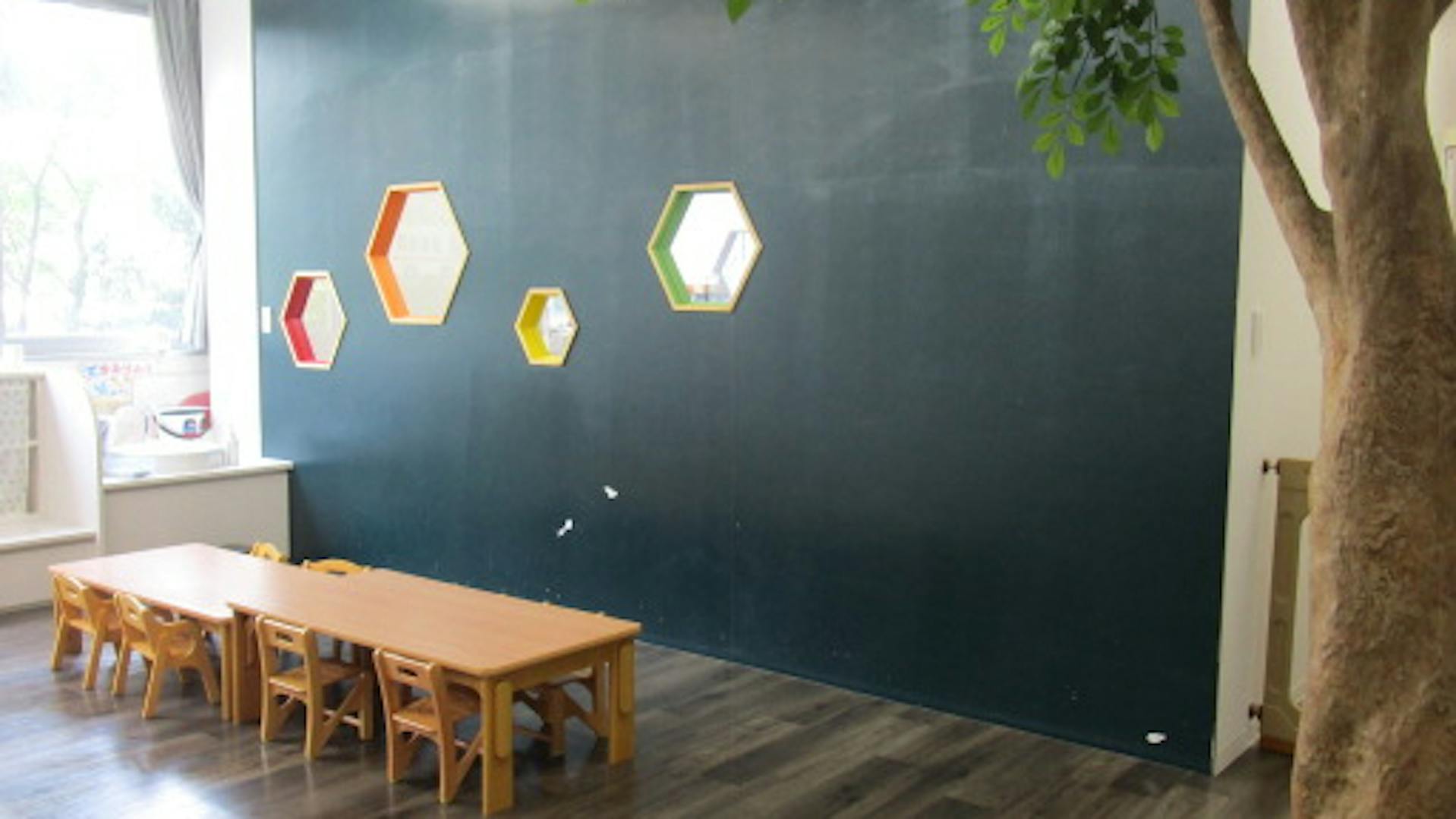 小規模保育園　7:30~9:45のみ　シニア活躍中！