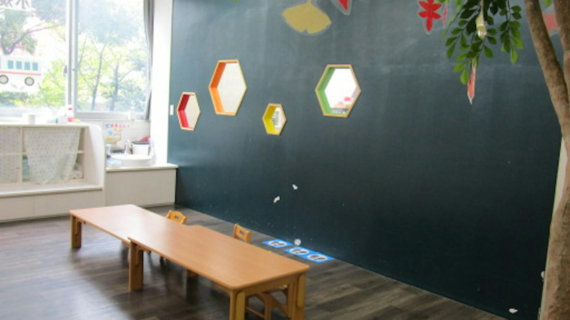 令和８年４月から　8:30~16:30　パート保育士