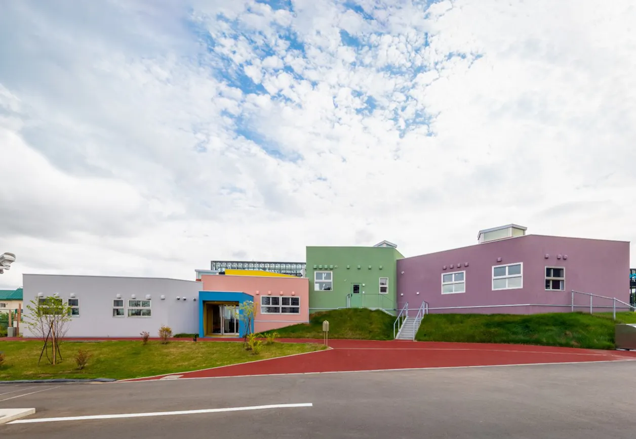 キッズラボ北海道ボールパークFビレッジ認定こども園