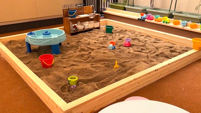 大きな砂場もあります