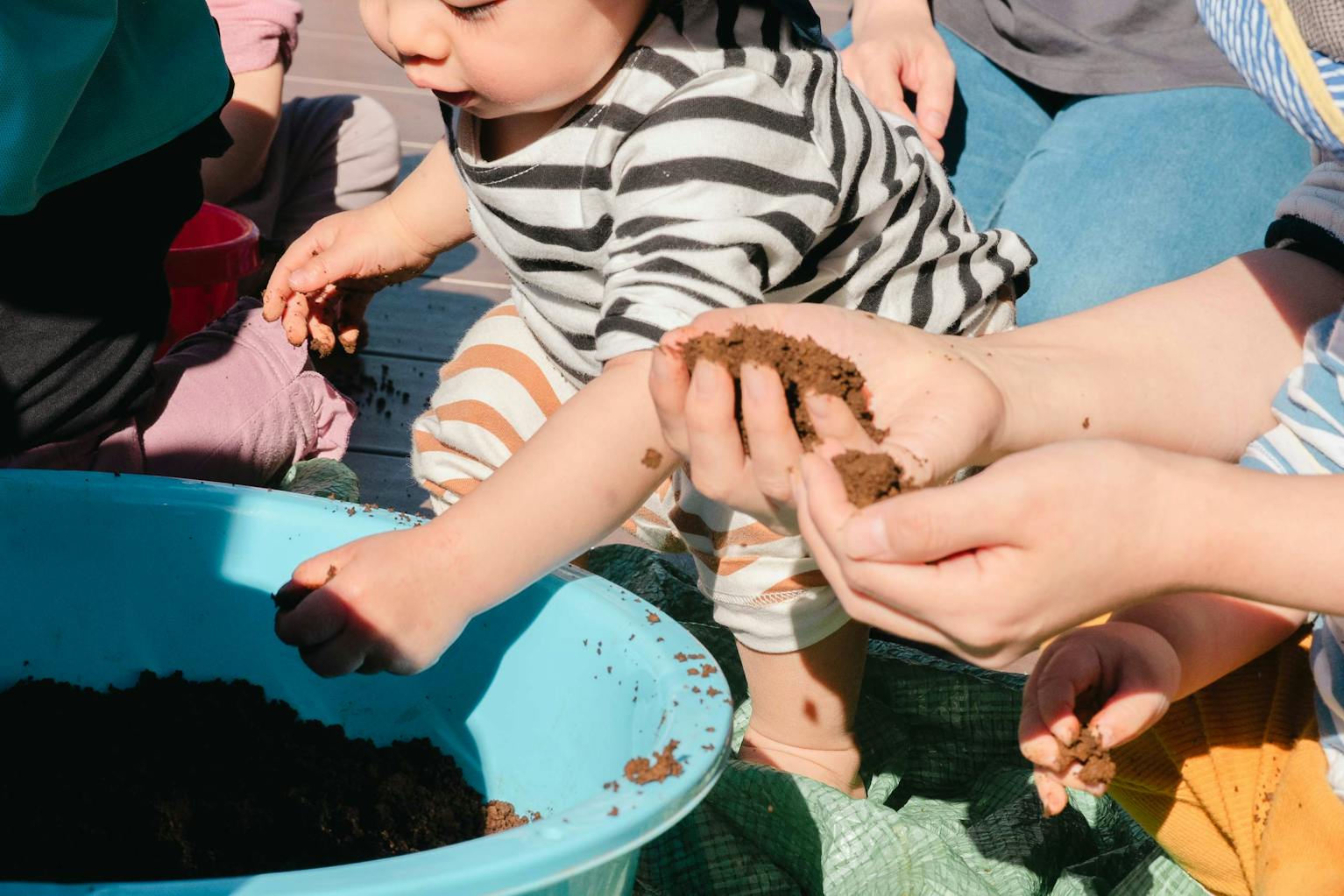 15時～勤務OK◎遅番パート保育士募集！