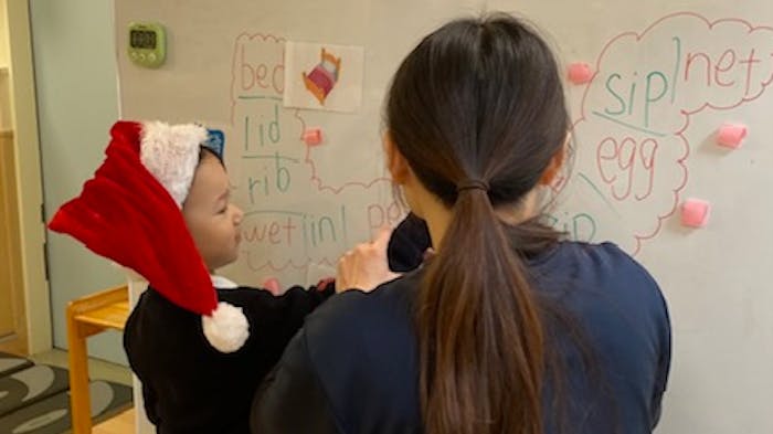 保育をしながら英語も学べます！