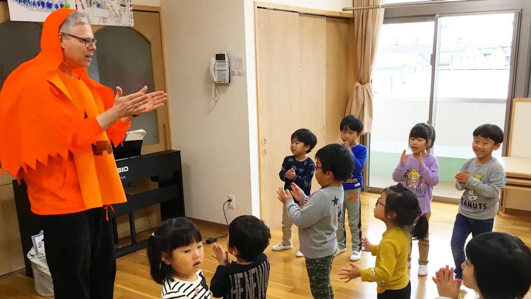英語教室・・・幼児期の段階で楽しく英語に親しむ
