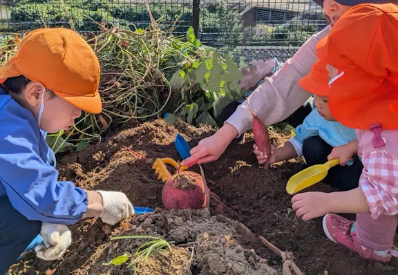 上諫早保育園分園　まほろ愛児園（令和８年度より認定こども園に移行申請中）