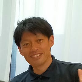 上野良輔