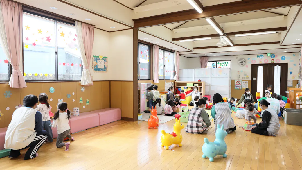 子育て支援センター（風の子広場）