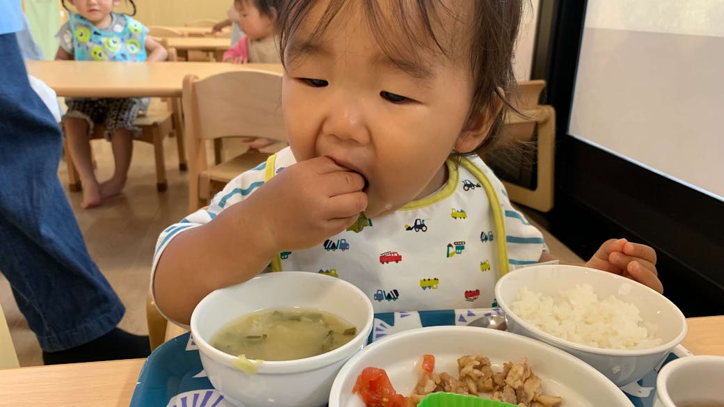 大人が子どものペースに合わせる