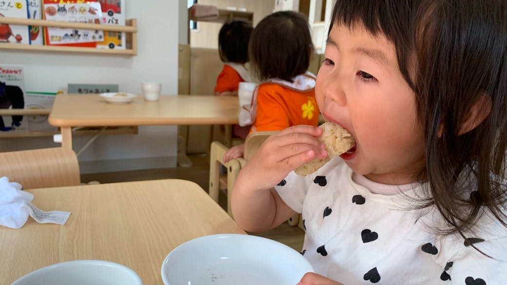 大人が子どものペースに合わせる