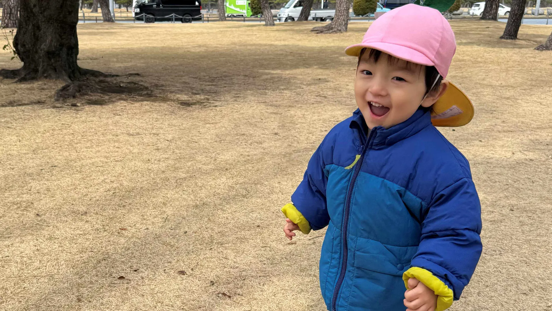 バイリンガル保育園のバスドライバー