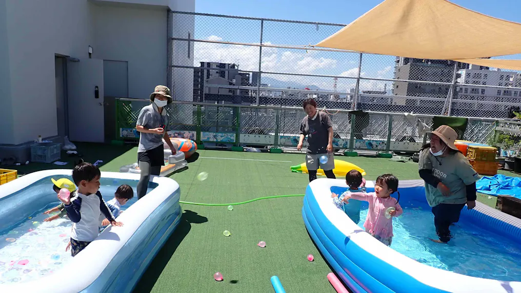 屋外遊技場（人工芝）について