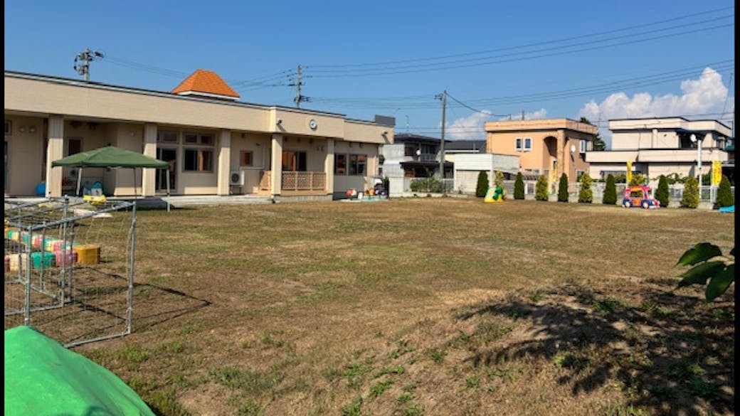 広い園庭で思う存分走り回ろう!