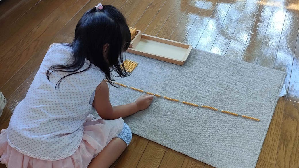 国際基準の本格的なモンテッソーリ活動を毎日しっかり行います!