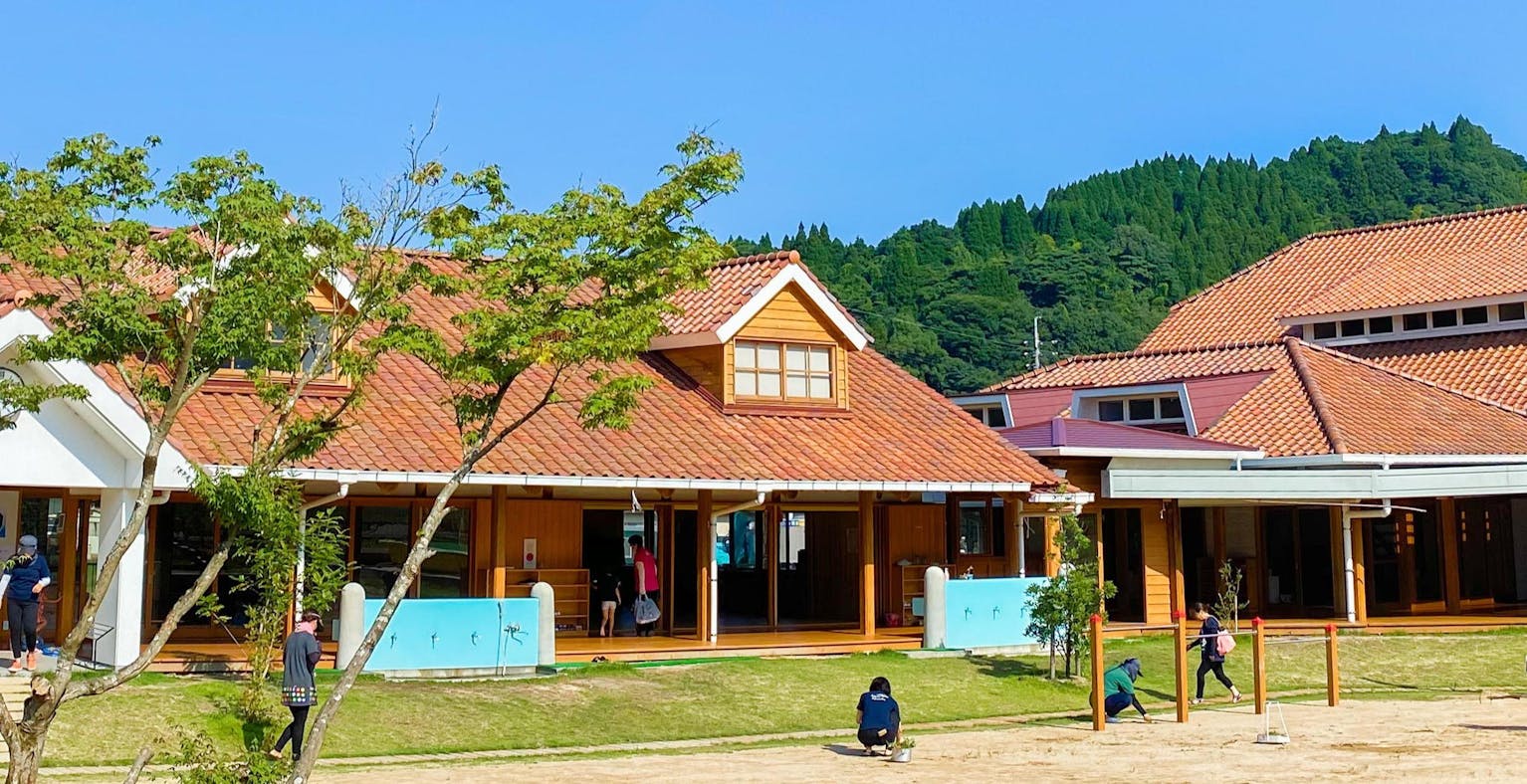 自然保育の認定こども園！定着率◎有給も取れて働きやすい！