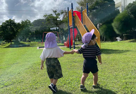 にじいろ保育園