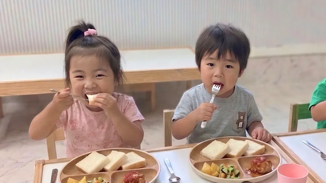 おいしい笑顔をつくる自園給食と食育