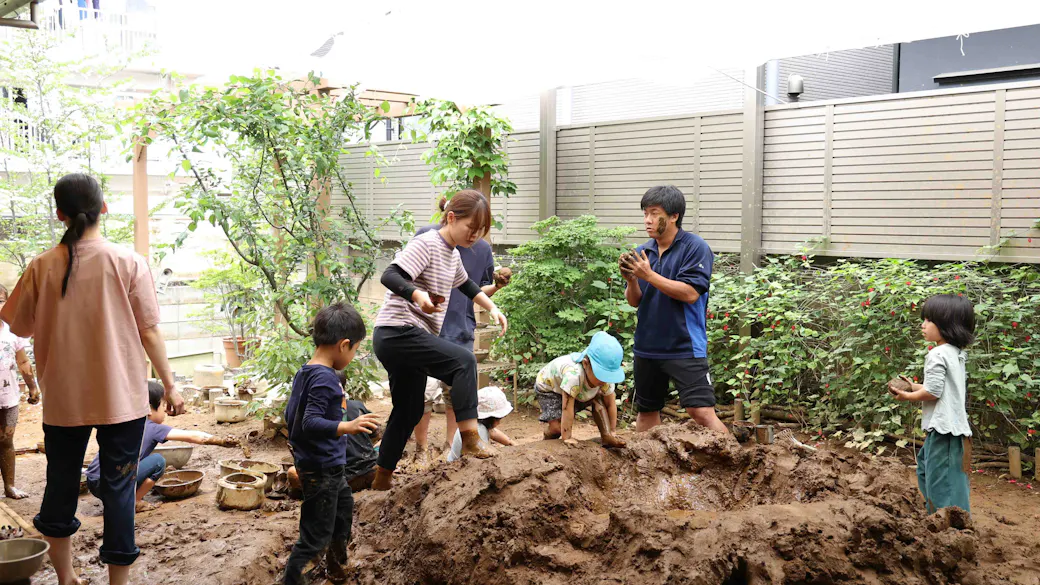 土、泥、水、砂を全力で楽しむ！