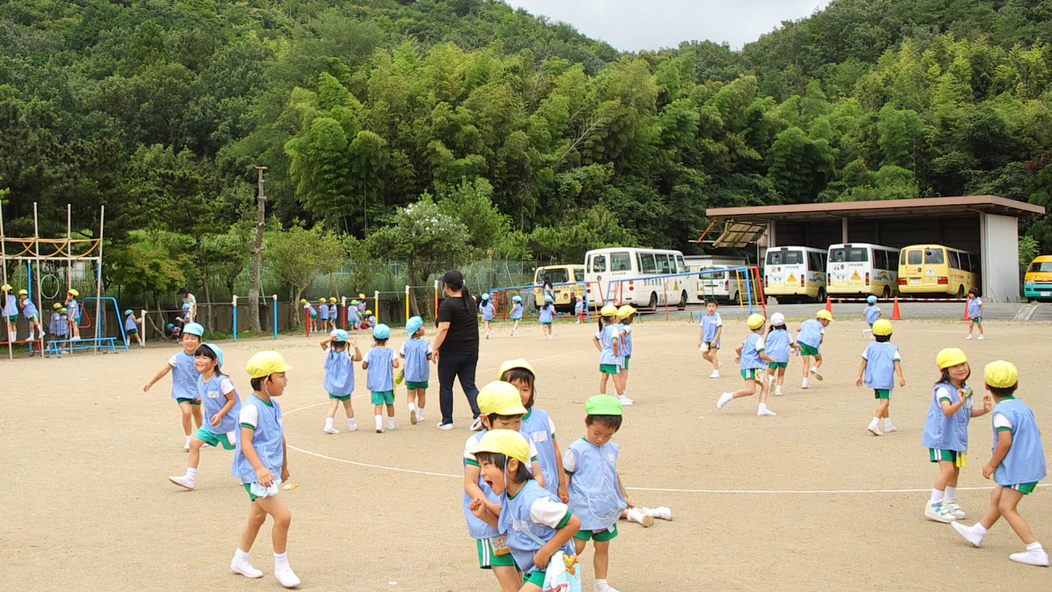 子どもの「できた！」に毎日出会える仕事です。