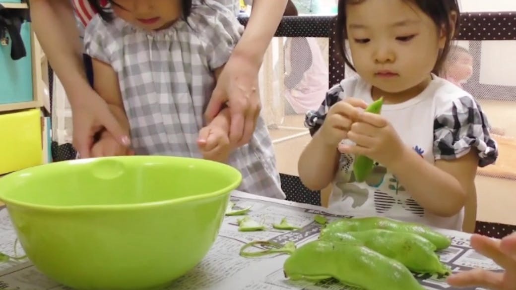 食べることを楽しみ、感謝する気持ちを育む