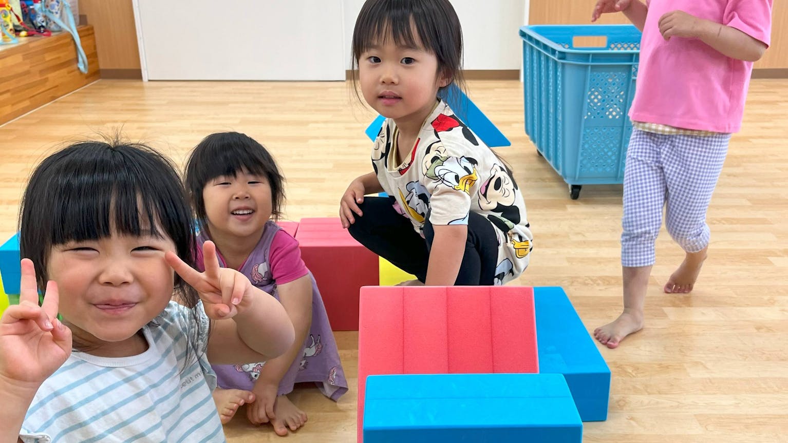 平日週4日～１日5時間～､親子同園可(社割有)♪