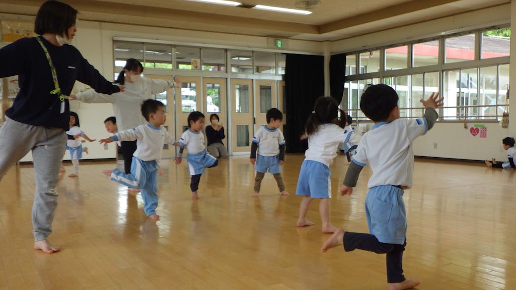 しなやかな身体を育てる『動きのリズム』