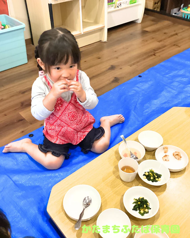 園内ピクニック