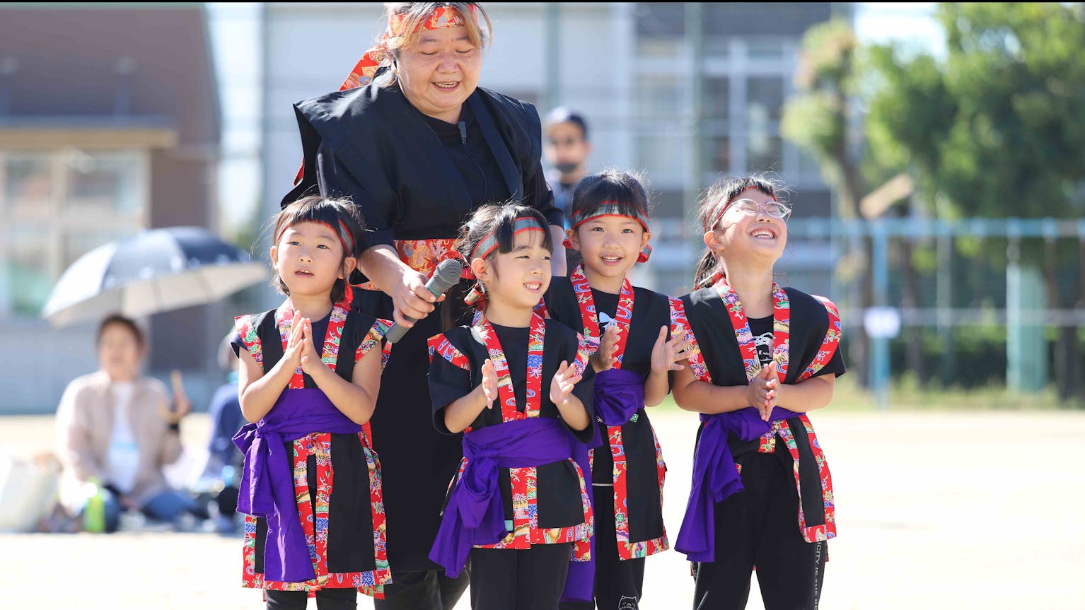 子どもが大好きな先生大募集！子どもと一緒に成長してみませんか