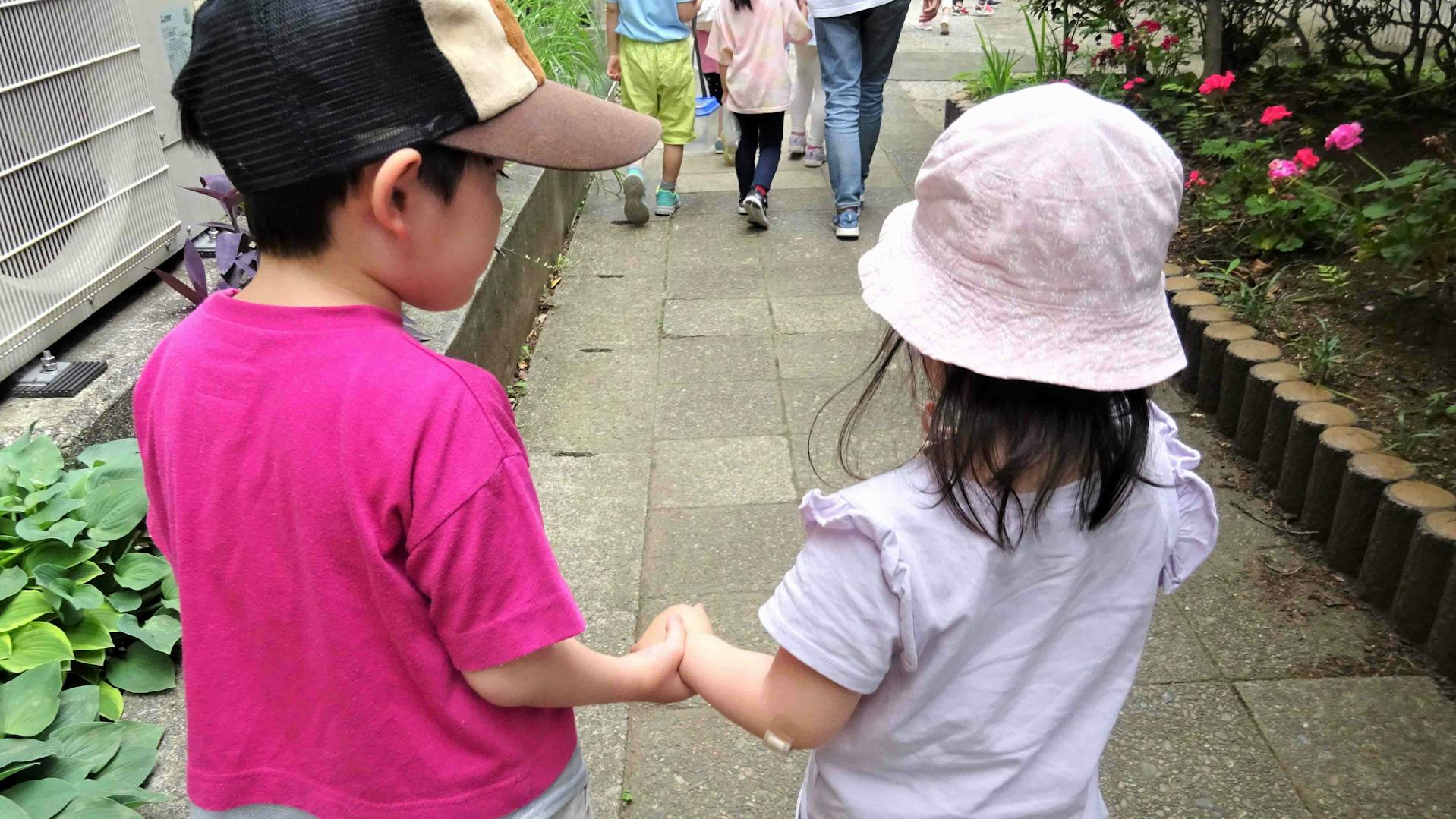 子どもを一人のひととして尊重し、共に育ち合える仲間募集！