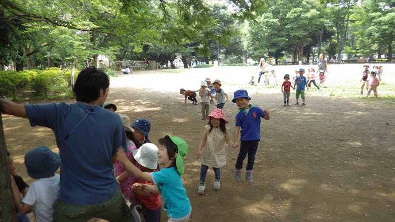 子どもを一人のひととして尊重し、共に育ち合える仲間募集！