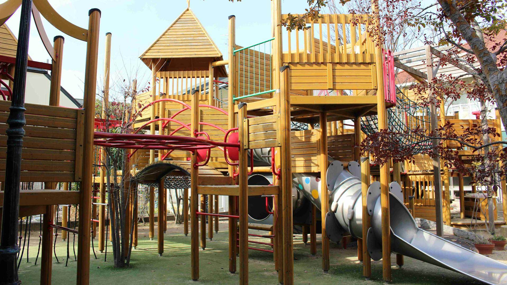 小学校・幼稚園・養護教諭の資格で、保育園で働きませんか！